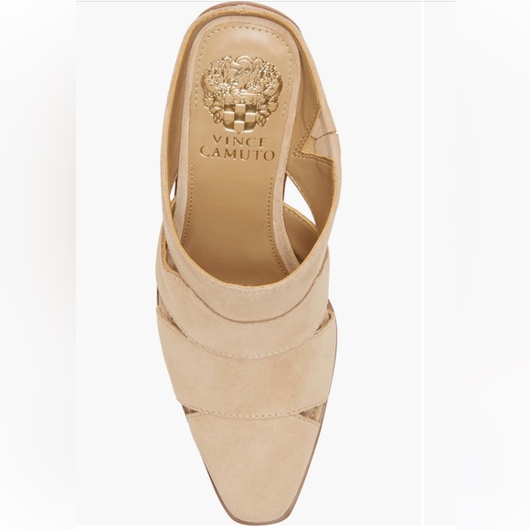 SALE: BNIB Vince Camuto Women's Cream Mules, size 9 - Picture 1 of 9